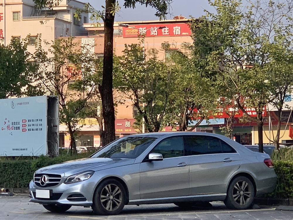 Mercedes-Benz Mercedes-Benz E-Class