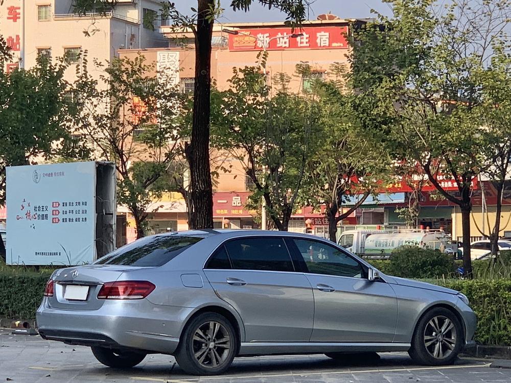 Mercedes-Benz Mercedes-Benz E-Class