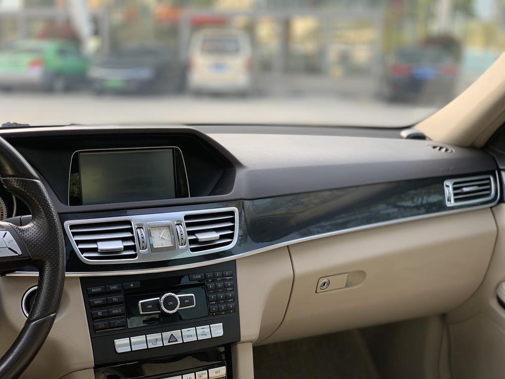 Mercedes-Benz Mercedes-Benz E-Class