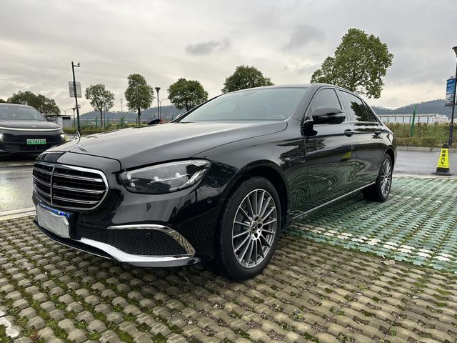 Mercedes-Benz Mercedes-Benz E-Class
