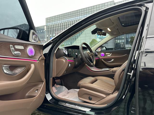 Mercedes-Benz Mercedes-Benz E-Class