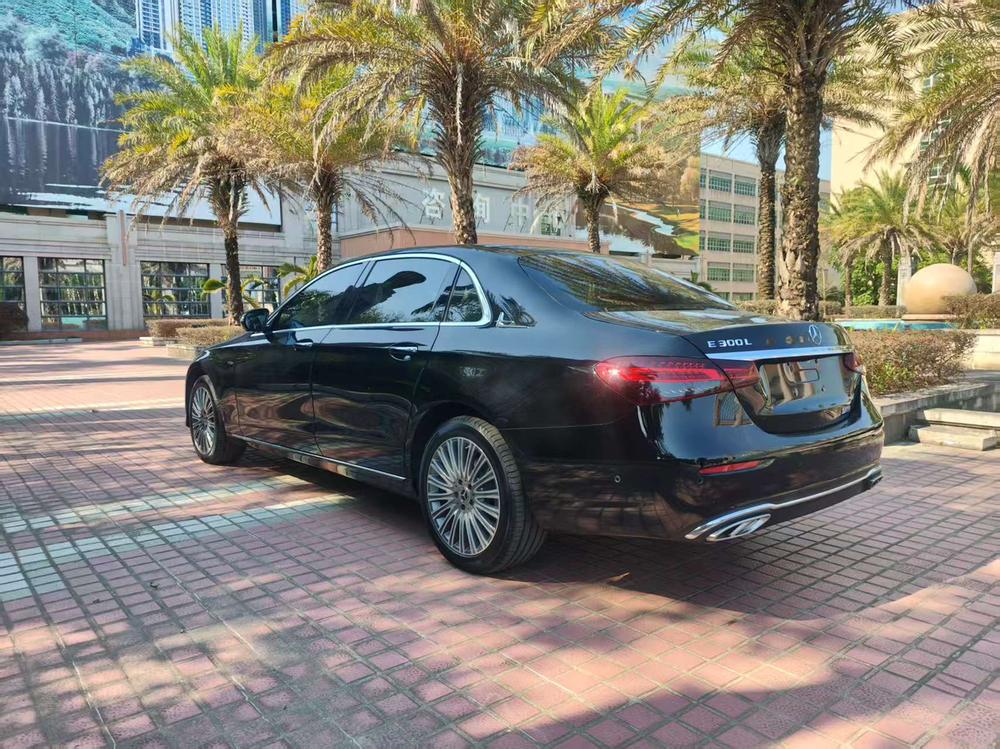 Mercedes-Benz Mercedes-Benz E-Class