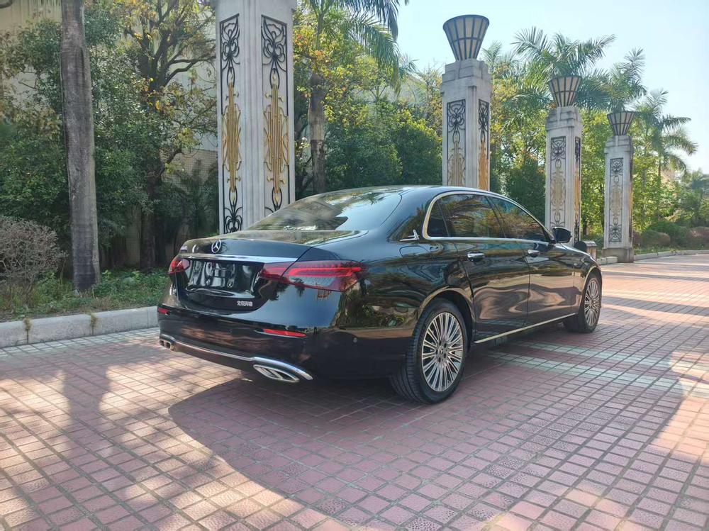 Mercedes-Benz Mercedes-Benz E-Class