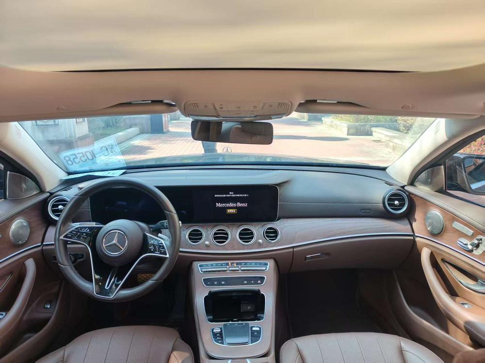 Mercedes-Benz Mercedes-Benz E-Class