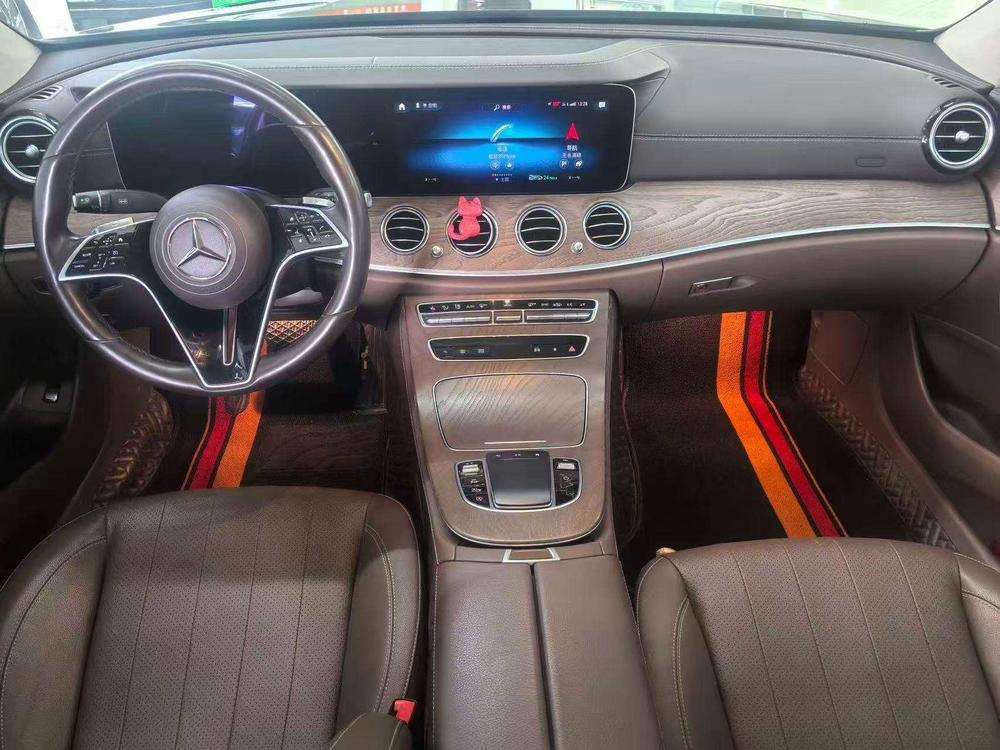 Mercedes-Benz Mercedes-Benz E-Class