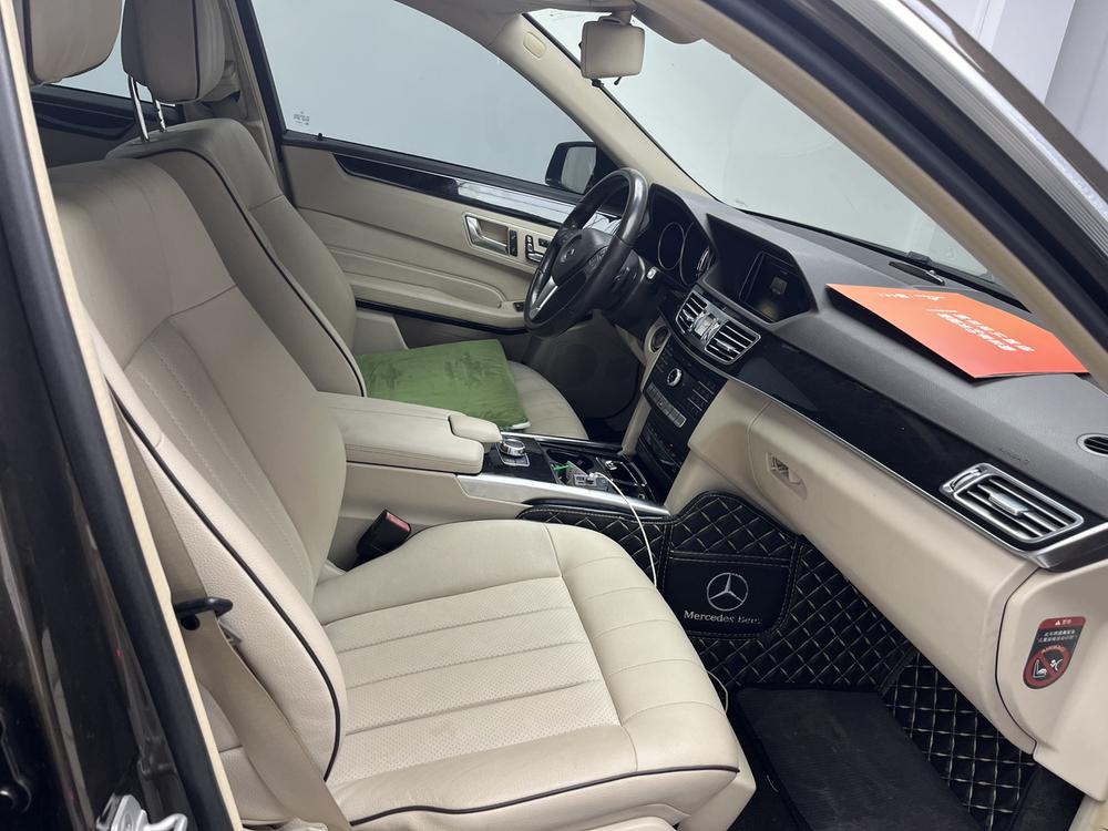 Mercedes-Benz Mercedes-Benz E-Class