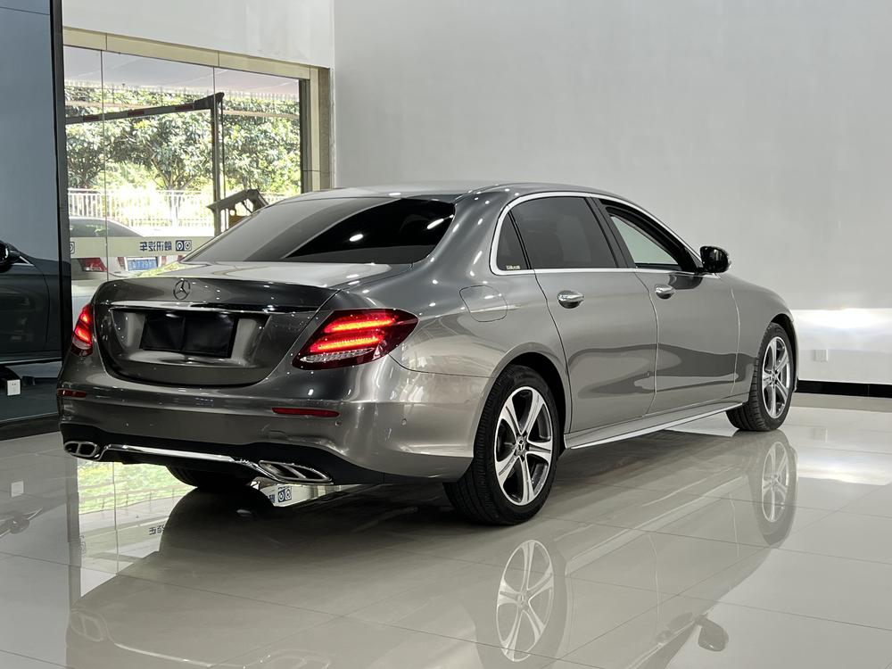 Mercedes-Benz Mercedes-Benz E-Class