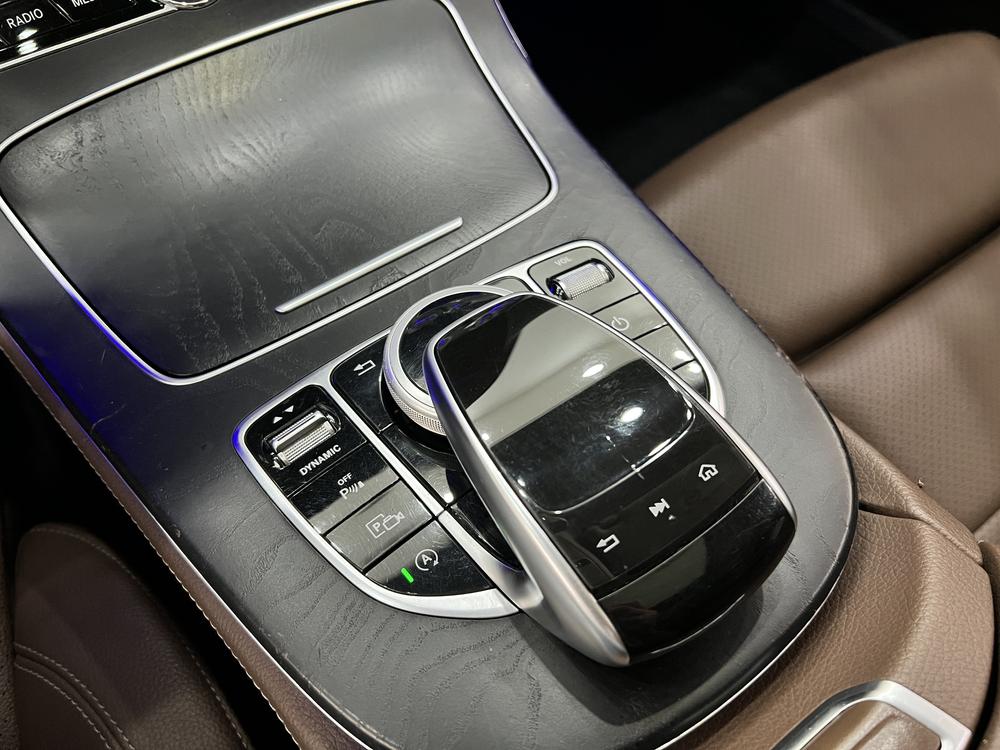 Mercedes-Benz Mercedes-Benz E-Class
