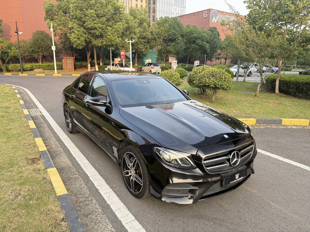 Mercedes-Benz Mercedes-Benz E-Class