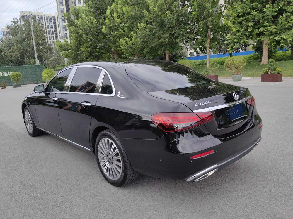 Mercedes-Benz Mercedes-Benz E-Class
