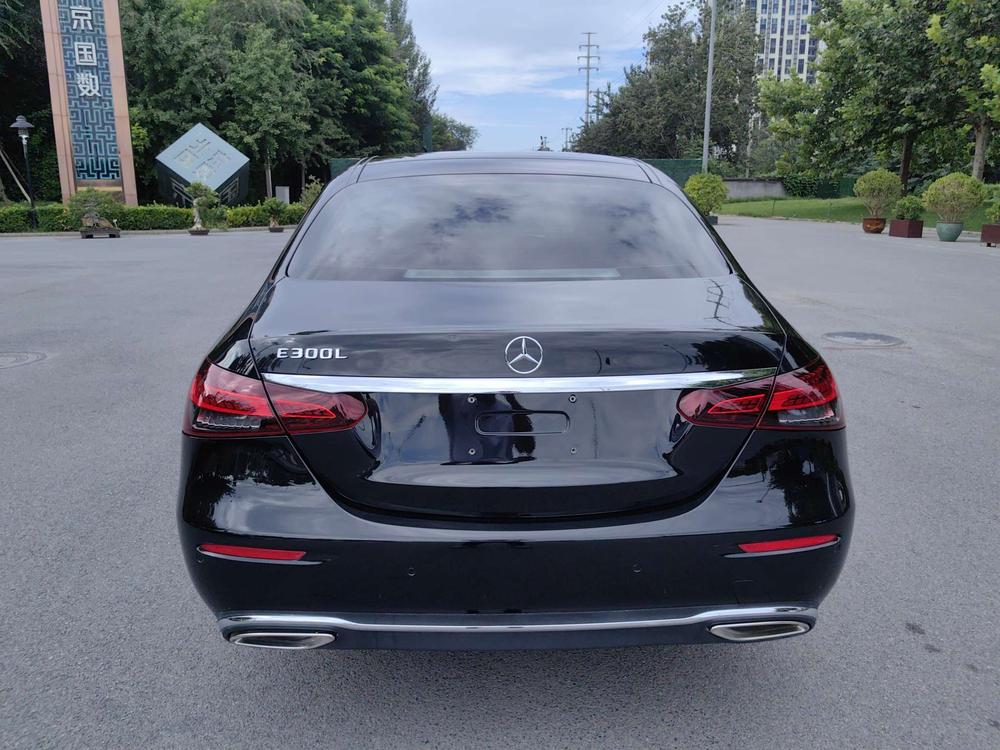 Mercedes-Benz Mercedes-Benz E-Class
