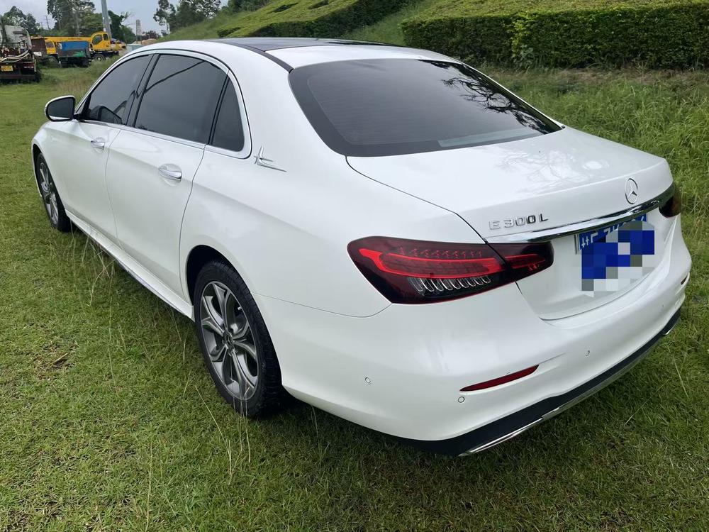 Mercedes-Benz Mercedes-Benz E-Class