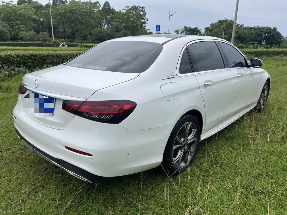 Mercedes-Benz Mercedes-Benz E-Class