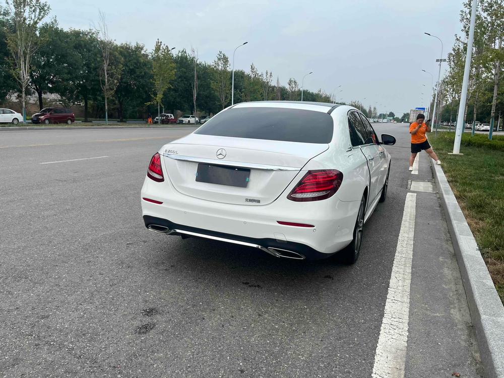 Mercedes-Benz Mercedes-Benz E-Class