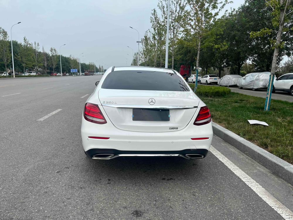 Mercedes-Benz Mercedes-Benz E-Class
