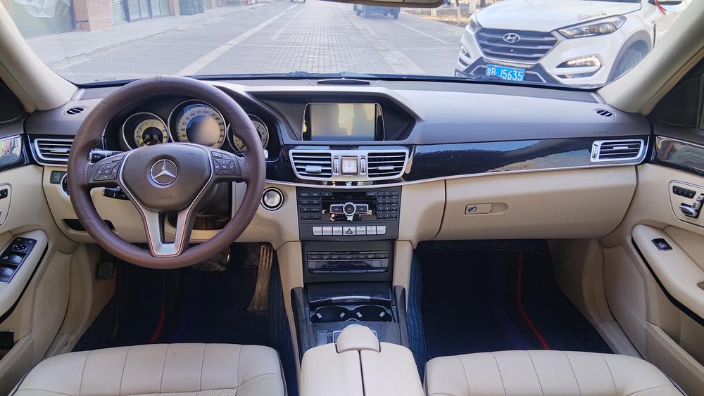 Mercedes-Benz Mercedes-Benz E-Class