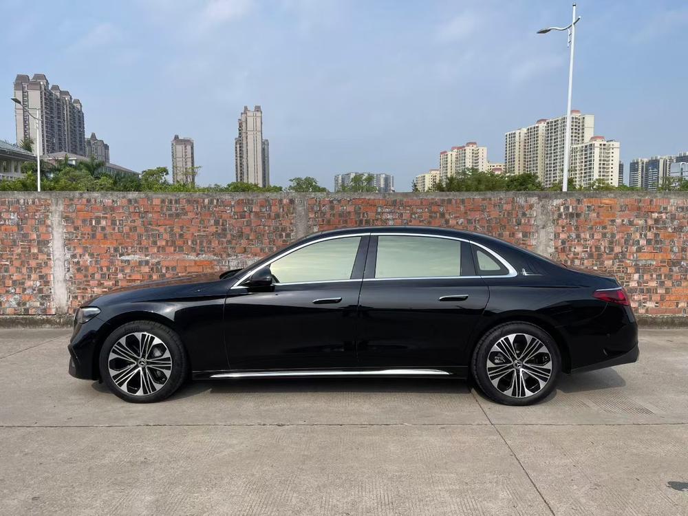 Mercedes-Benz Mercedes-Benz E-Class