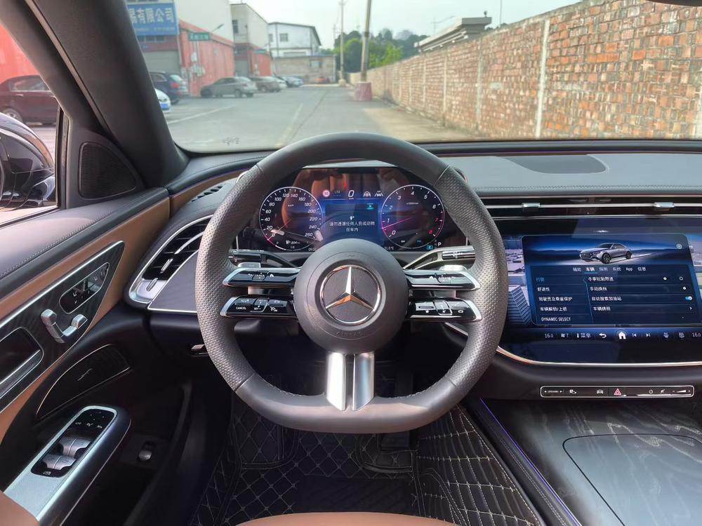 Mercedes-Benz Mercedes-Benz E-Class