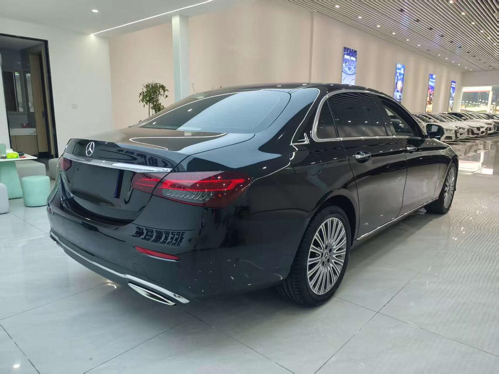 Mercedes-Benz Mercedes-Benz E-Class
