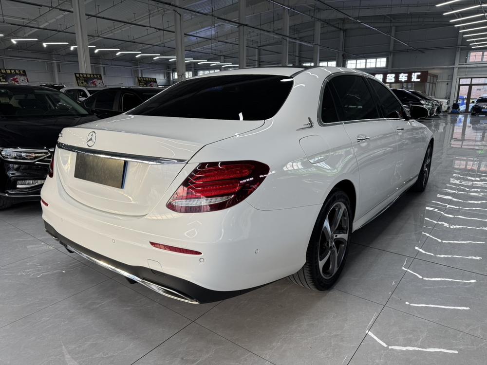 Mercedes-Benz Mercedes-Benz E-Class