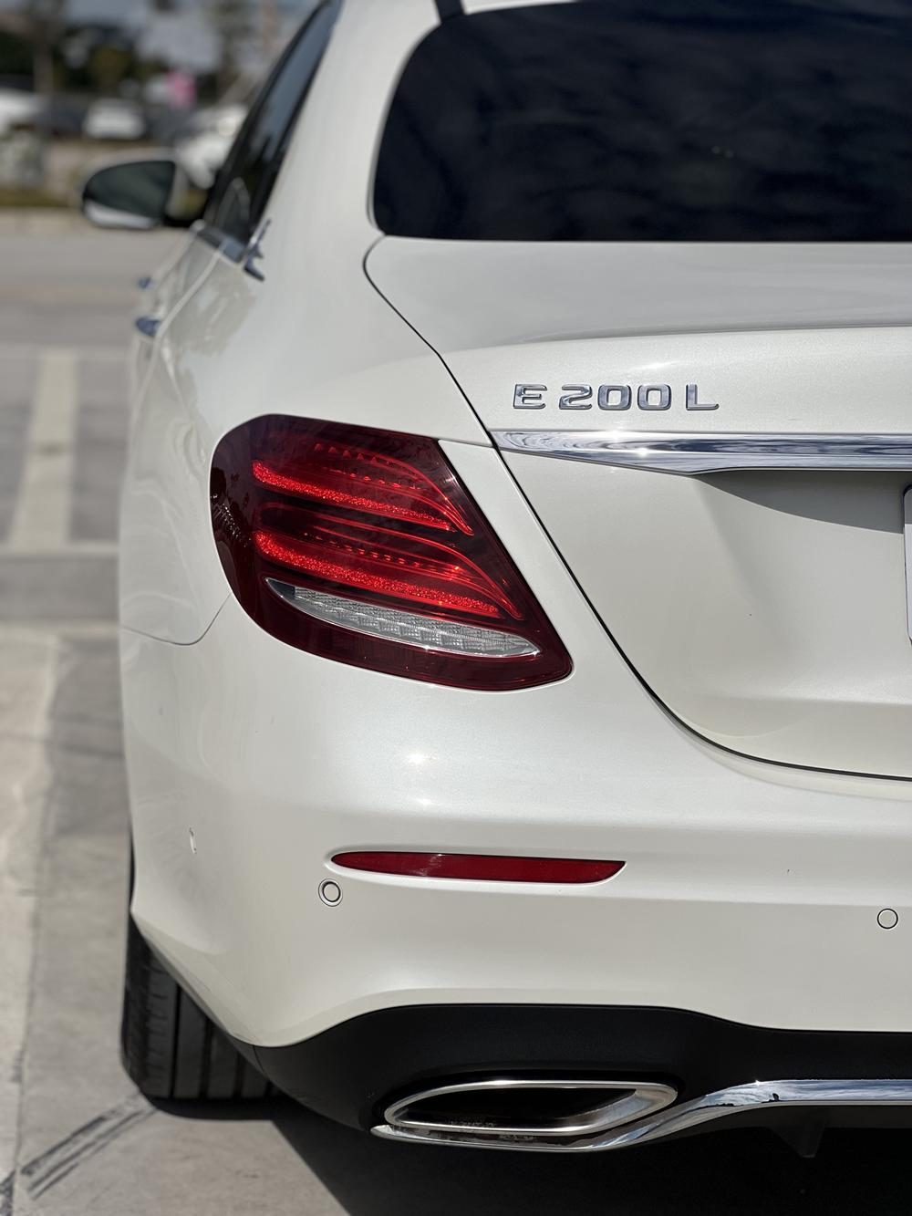 Mercedes-Benz Mercedes-Benz E-Class