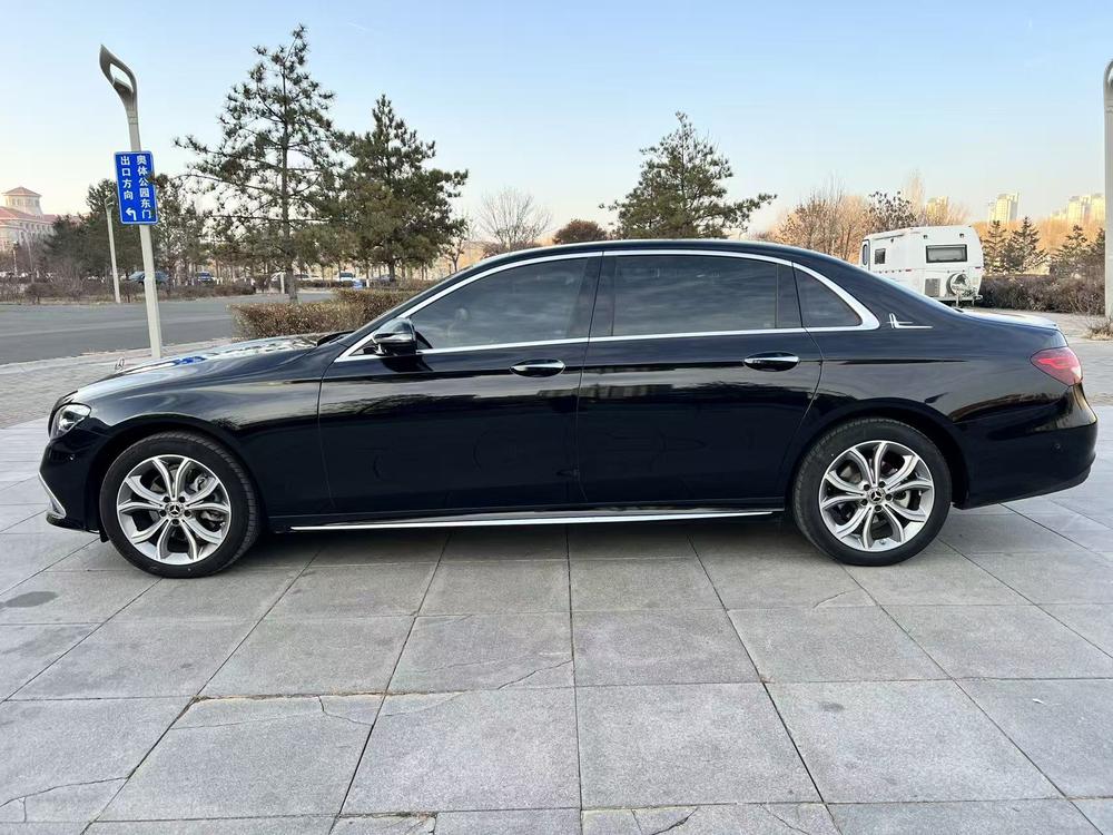 Mercedes-Benz Mercedes-Benz E-Class