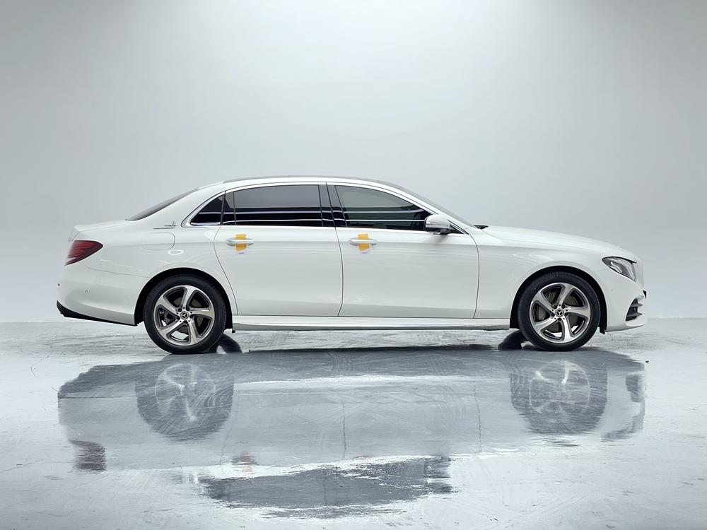Mercedes-Benz Mercedes-Benz E-Class