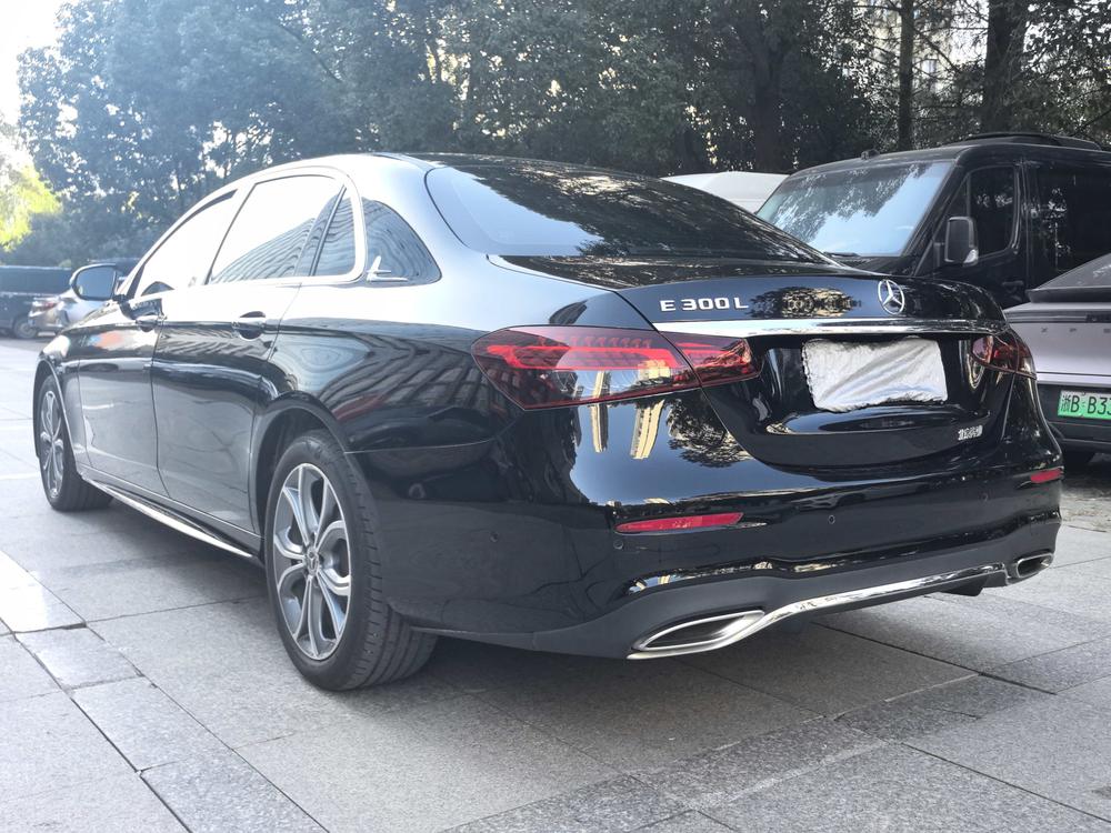 Mercedes-Benz Mercedes-Benz E-Class