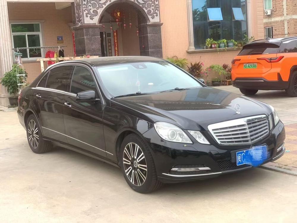 Mercedes-Benz Mercedes-Benz E-Class
