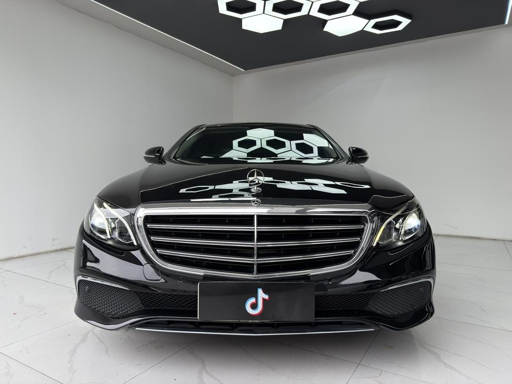 Mercedes-Benz Mercedes-Benz E-Class