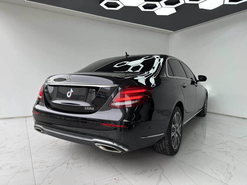 Mercedes-Benz Mercedes-Benz E-Class