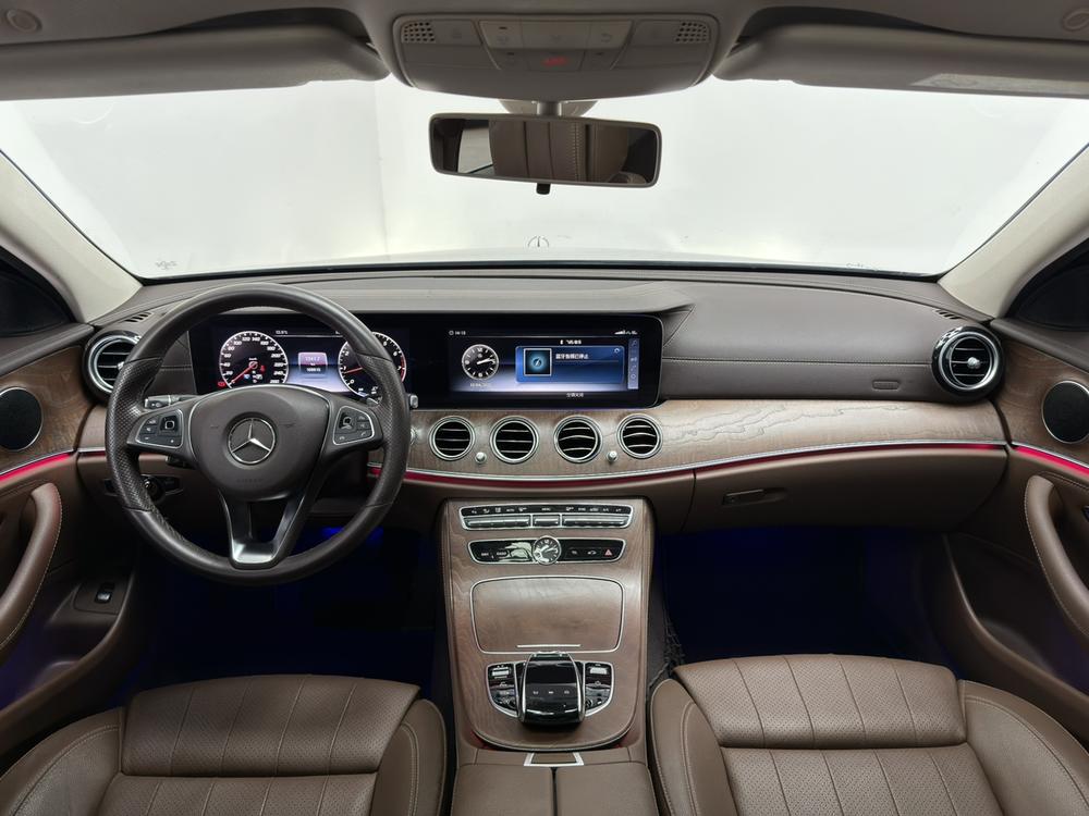 Mercedes-Benz Mercedes-Benz E-Class