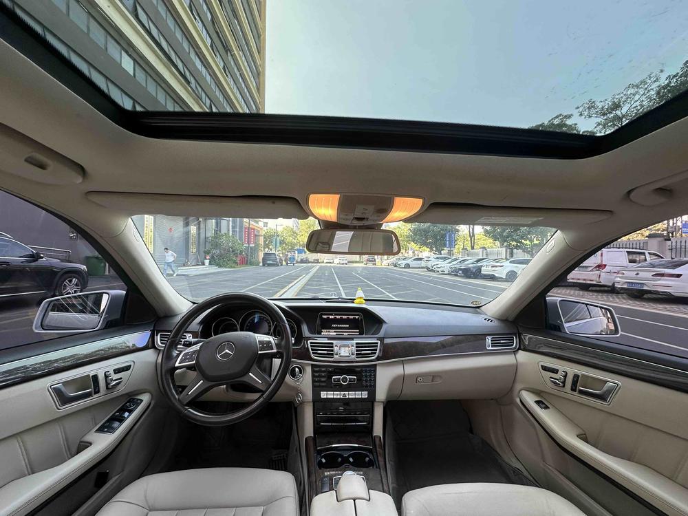 Mercedes-Benz Mercedes-Benz E-Class