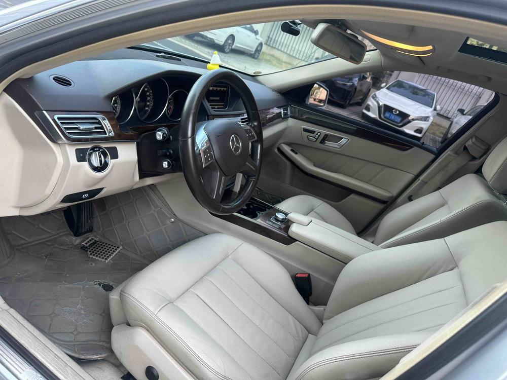 Mercedes-Benz Mercedes-Benz E-Class