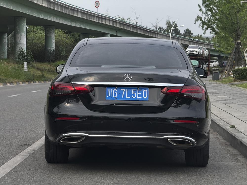 Mercedes-Benz Mercedes-Benz E-Class