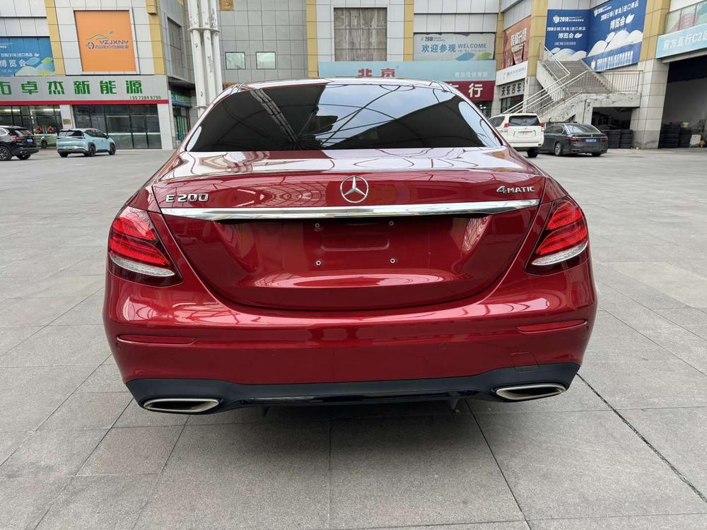 Mercedes-Benz Mercedes-Benz E-Class