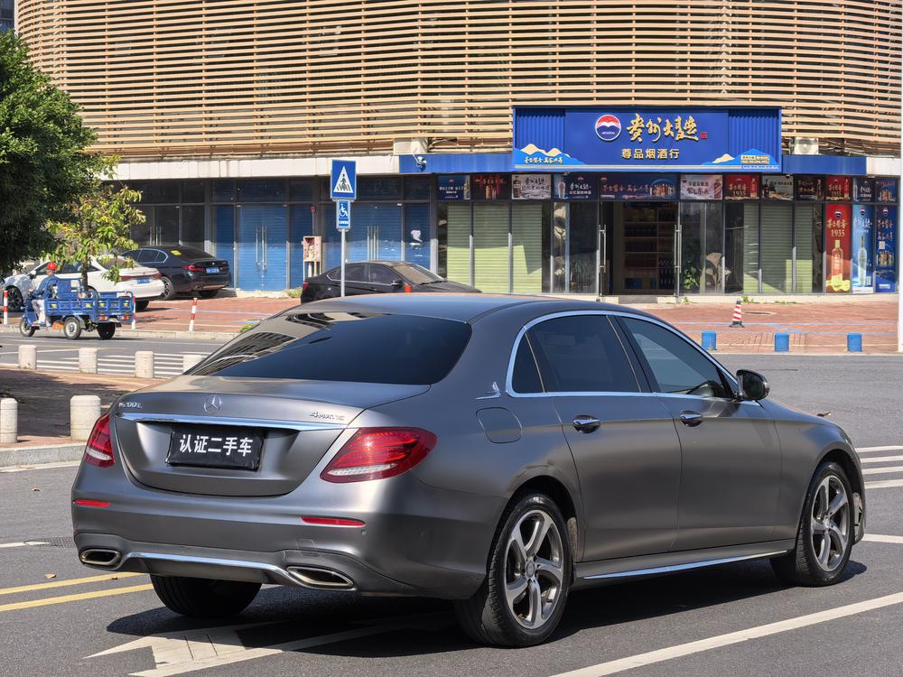 Mercedes-Benz Mercedes-Benz E-Class