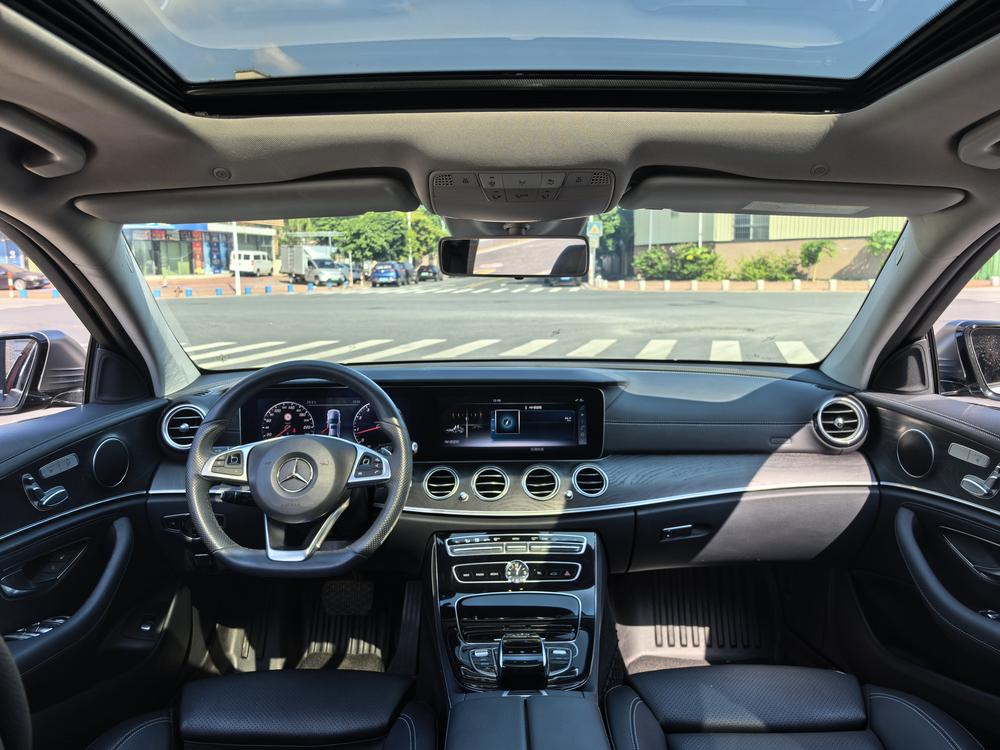 Mercedes-Benz Mercedes-Benz E-Class