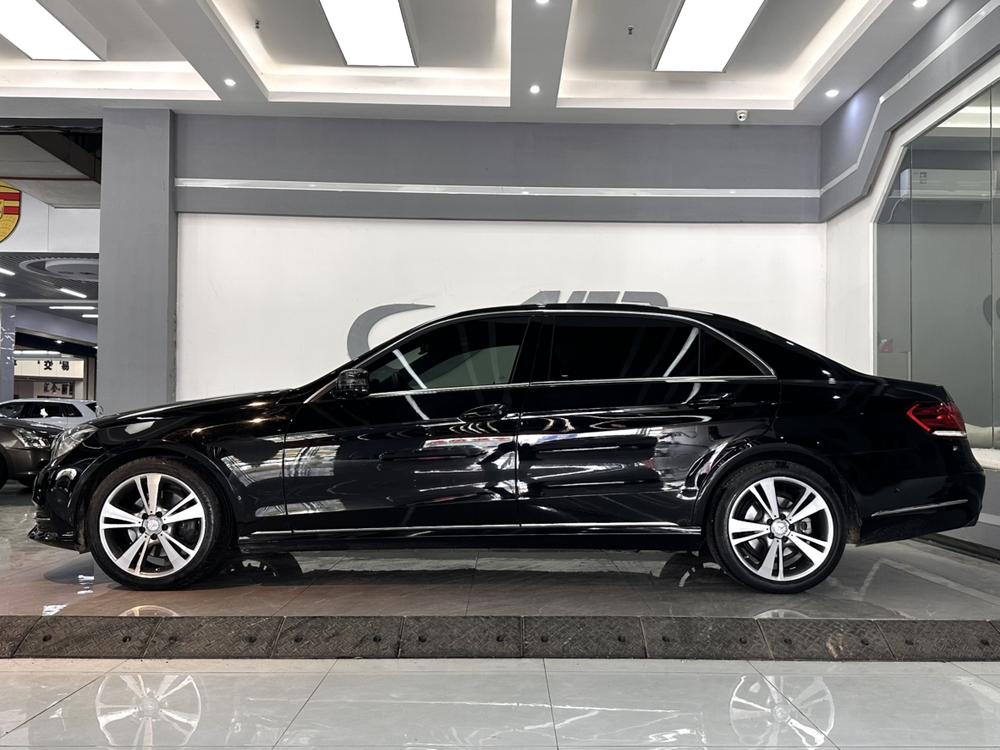 Mercedes-Benz Mercedes-Benz E-Class