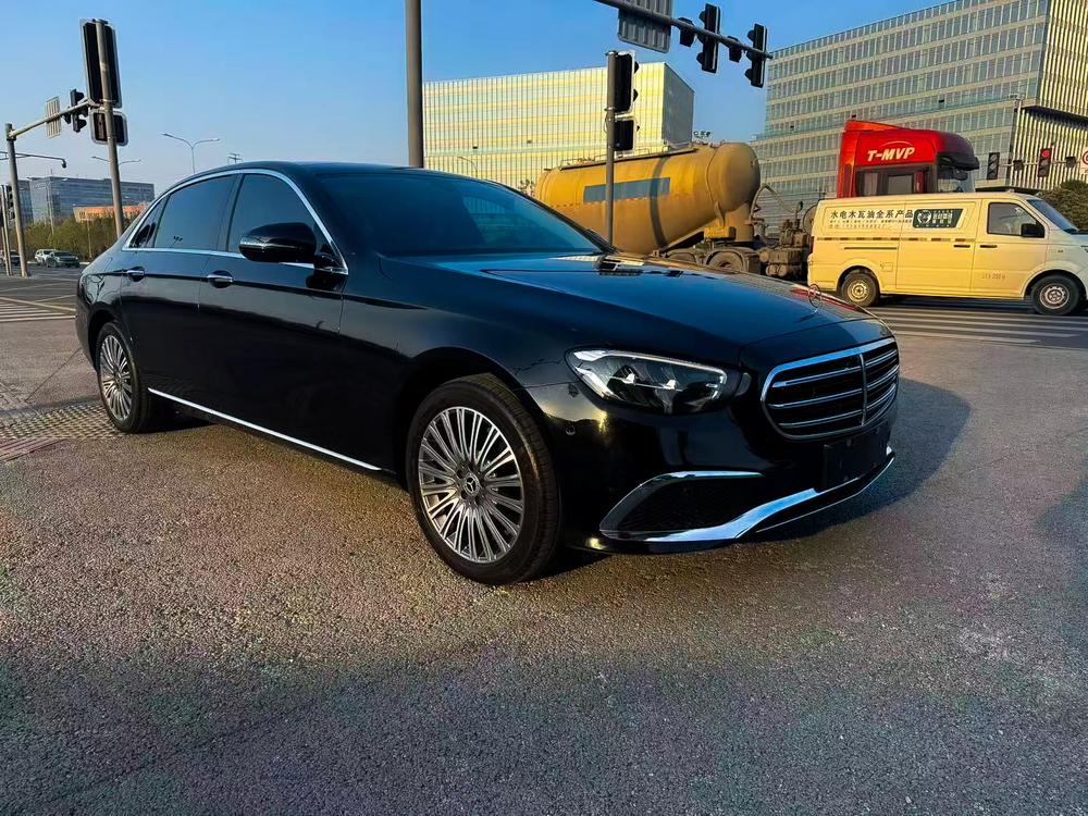 Mercedes-Benz Mercedes-Benz E-Class