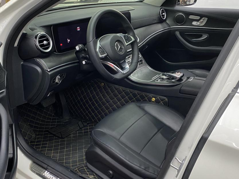 Mercedes-Benz Mercedes-Benz E-Class
