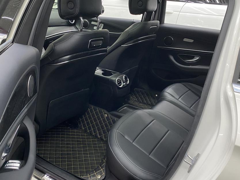 Mercedes-Benz Mercedes-Benz E-Class