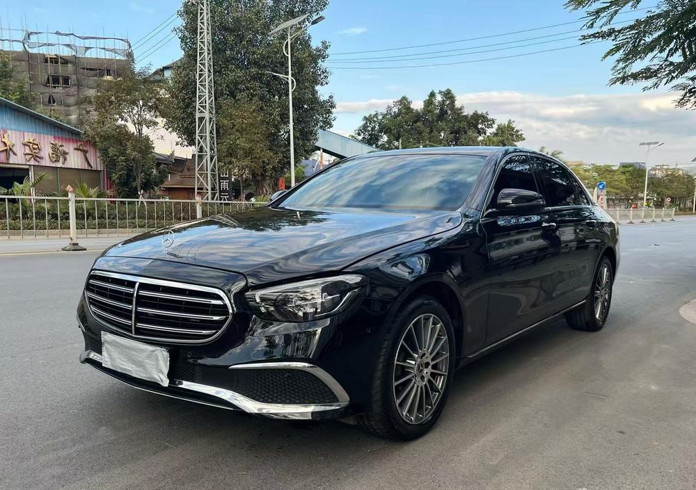Mercedes-Benz Mercedes-Benz E-Class