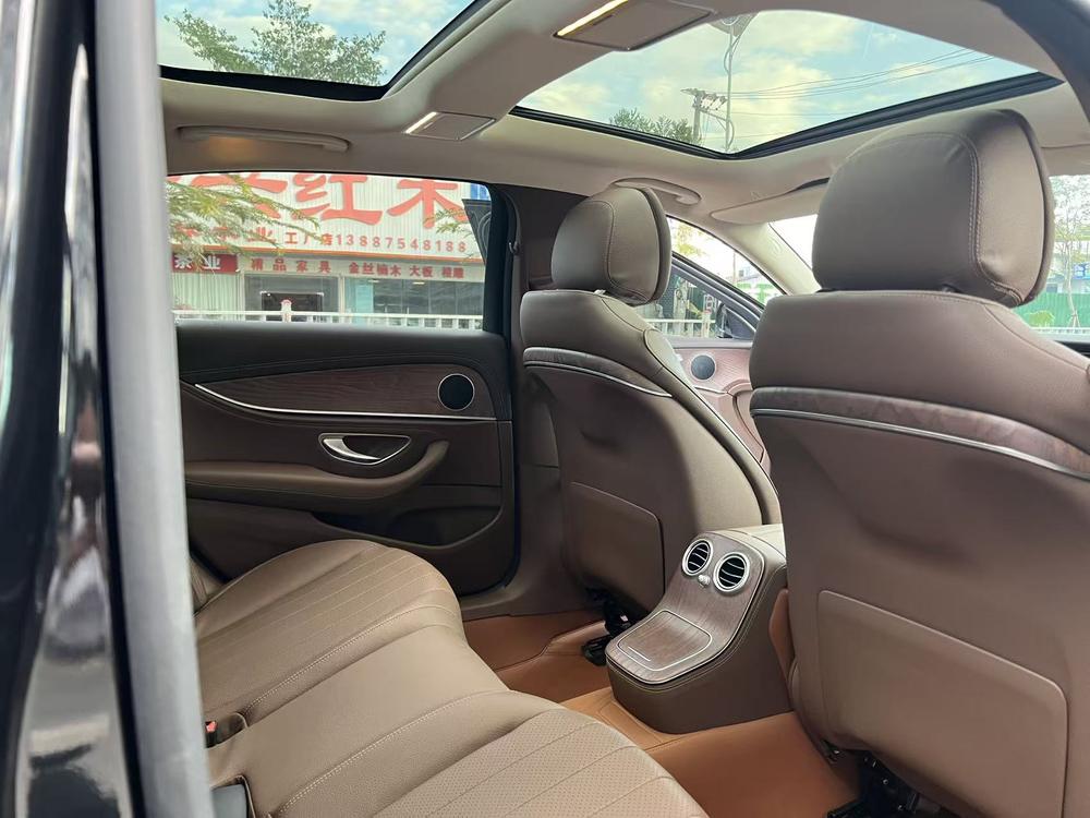 Mercedes-Benz Mercedes-Benz E-Class
