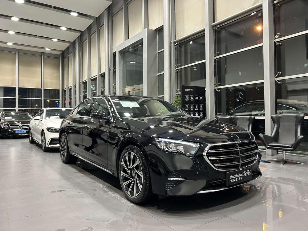 Mercedes-Benz Mercedes-Benz E-Class