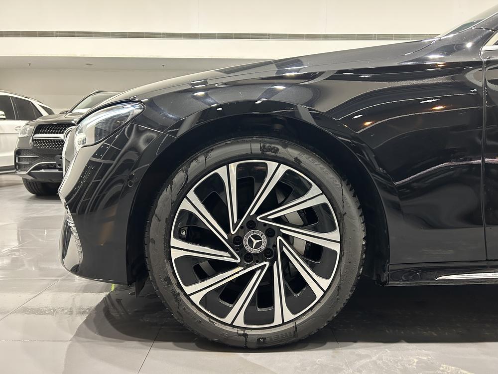 Mercedes-Benz Mercedes-Benz E-Class