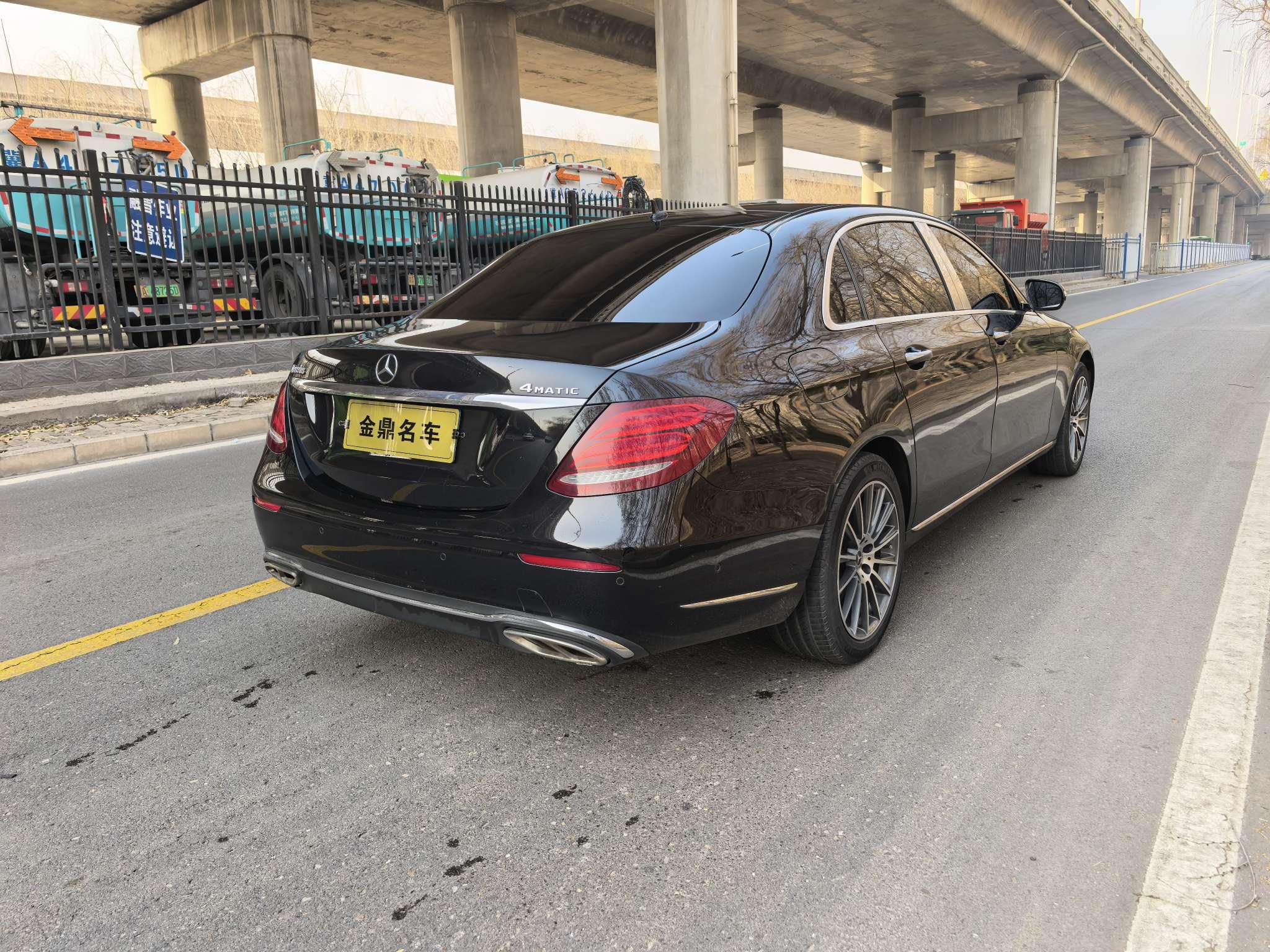 Mercedes-Benz Mercedes-Benz E-Class
