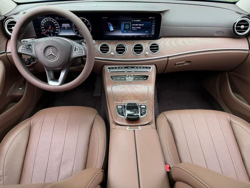 Mercedes-Benz Mercedes-Benz E-Class