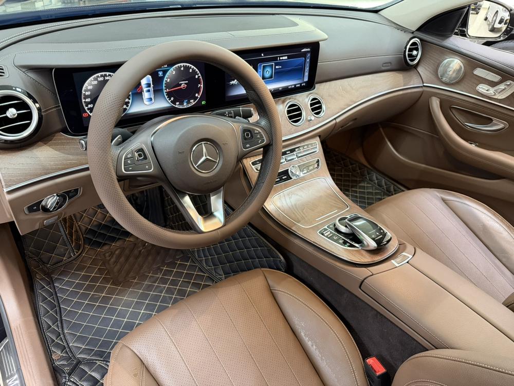 Mercedes-Benz Mercedes-Benz E-Class