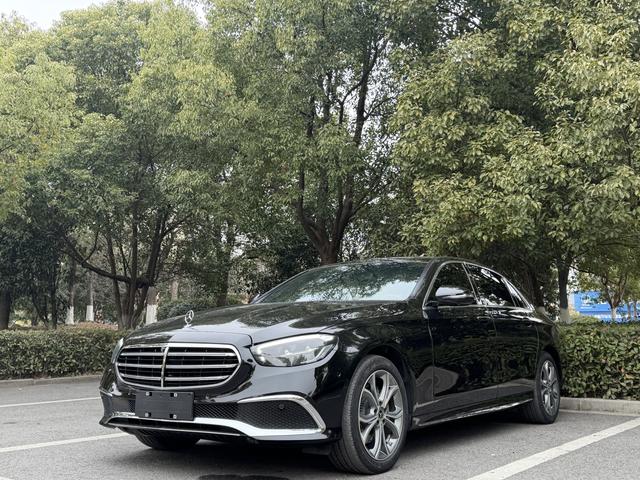 Mercedes-Benz Mercedes-Benz E-Class